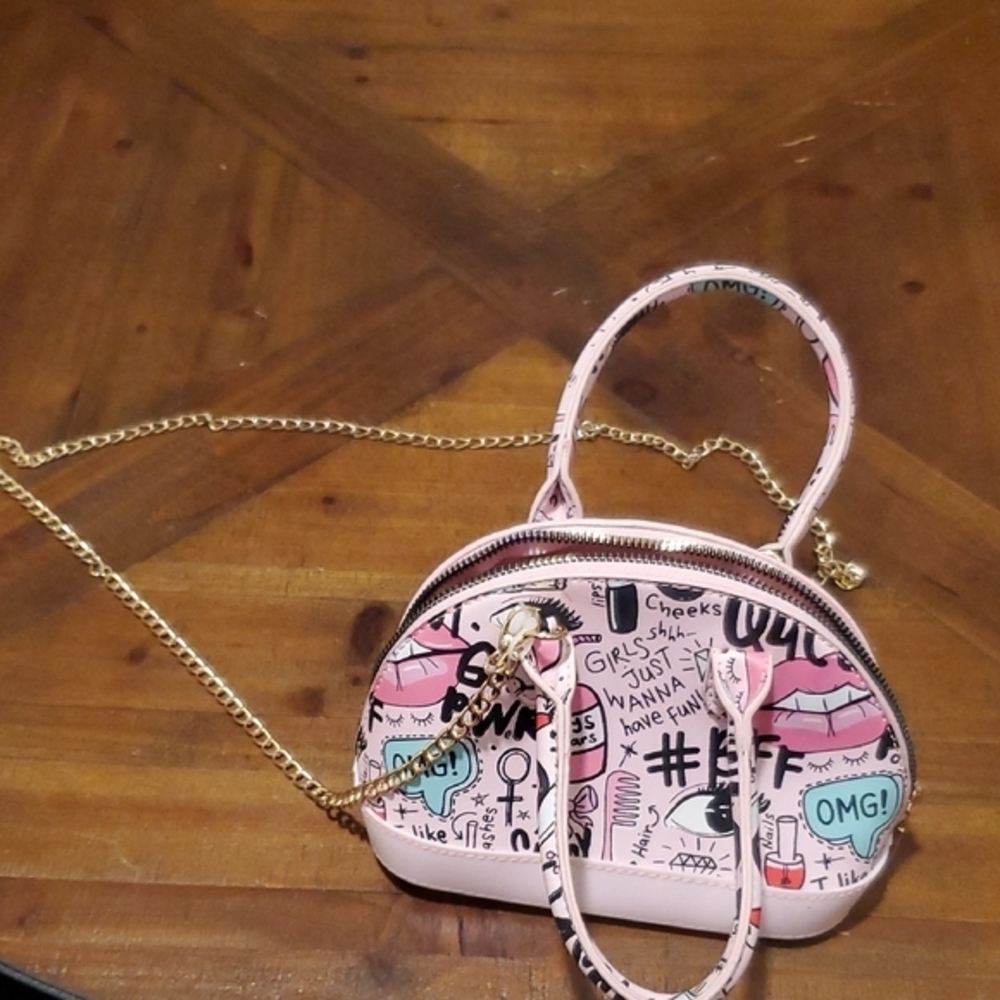 Playful Pink Graphic Kids Bag with Gold Chain